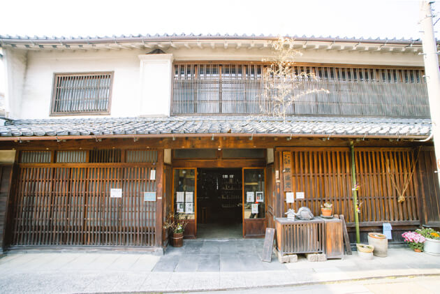 (株)酒持田本店